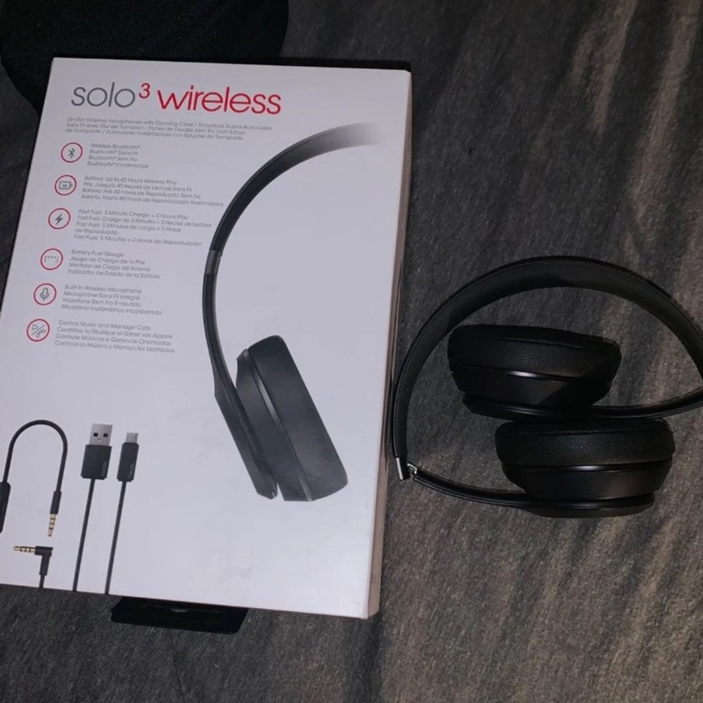 Beats Wireless Solo 3